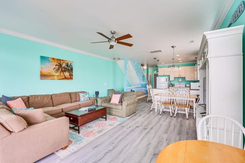 Calm Coastal Haven w/ 2 Balconies Near Beach Apartment in Carolina Beach