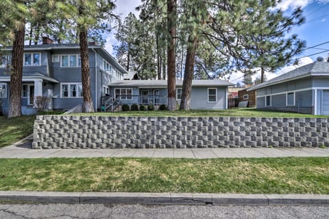 Centrally Located South Hill Apartment w/ Smart TV Apartment in Spokane