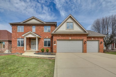 Dyer Family Escape - 20 Mi to Lake Michigan! Apartment in Indiana