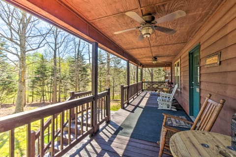 Large Cabin w/ Hot Tub, Game Room & Fire Pit! House in White County