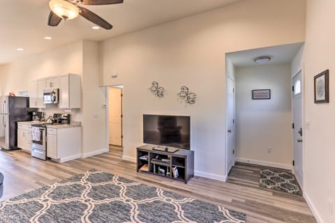 Newly Built Rapid City Retreat ~ 1 Mi to Dtwn House in Rapid City