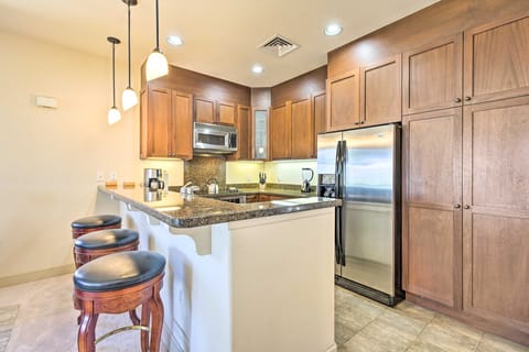 Sun-Soaked Waikoloa Retreat w/ Private Lanai! Apartment in Puako