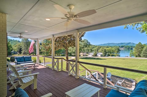 Hayesville Lake Getaway w/ Balcony & Mtn Views! House in Chatuge Lake