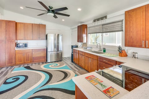 Walk to Beach: Koloa Getaway w/ Ocean Views House in Poipu