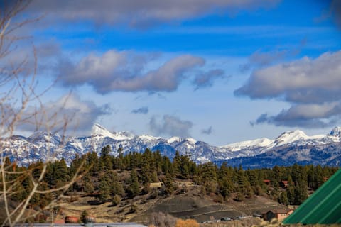 'Pagosa Elevated' Dtwn Home w/ Stunning Views Casa in Pagosa Springs