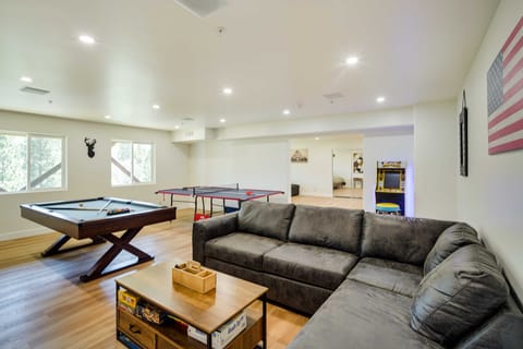Lake Arrowhead Getaway with Decks + Game Room! House in Lake Arrowhead
