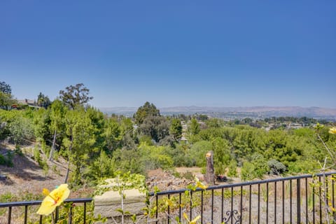 Inviting Anaheim Home w/ Panoramic Views! House in Anaheim Hills