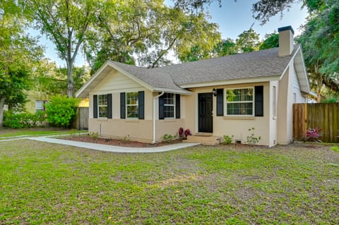 Winter Haven Abode Near Lakes & Attractions House in Winter Haven