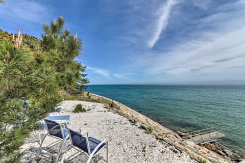 Serene Cape Cod Escape w/ Private Ocean Overlook! Apartment in New Seabury