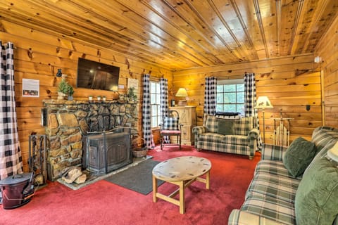 Big Bear Lake Cabin ~ 4 Mi Snow Summit Ski Resort House in Big Bear