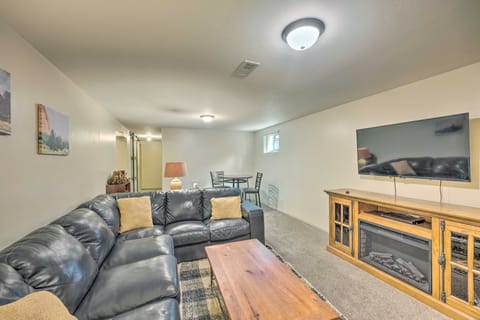 Spacious & Relaxing Home ~ 10 Miles to Downtown! Maison in Colorado Springs