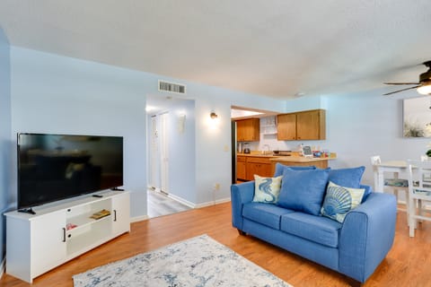 Idyllic Fort Pierce Retreat - Walk to Beach! Apartment in Fort Pierce