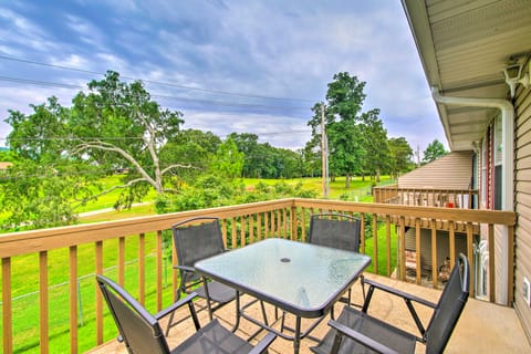 Branson Escape: 9 Mi to Silver Dollar City! Apartment in Branson