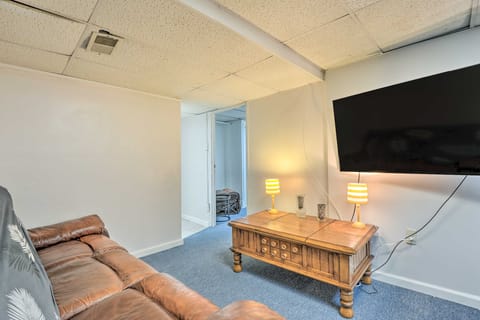 College Park Apartment ~ 2 Mi to Downtown! Condo in Greenbelt