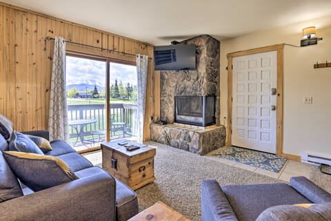 Cozy Family-Friendly Fraser Condo w/ Mtn Views! Apartment in Fraser
