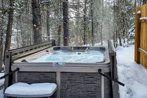 Rocky Mountain Alma Cabin with Deck & Hot Tub! Maison in Alma