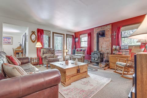 Cozy Creekside Cabin in La Veta: Hike & Fish! House in Colorado