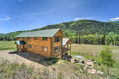 ‘Fish Creek Ranch’ in Dolores: Hot Tub & Game Room House in Colorado