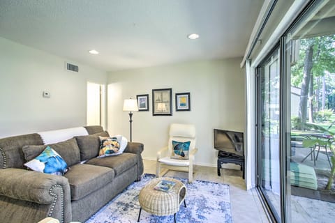 Walden Golf Course Condo Near Lake Conroe! Apartment in Lake Conroe