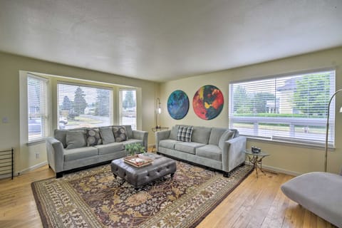 Cozy Tacoma Home: Close to Beaches & Boating! Haus in Tacoma