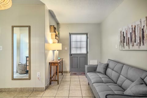 El Paso Cottage - Walk to UMC & Texas Tech! Apartment in Ciudad Juarez