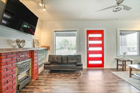 Charming & Quaint El Paso House w/ Backyard! House in El Paso