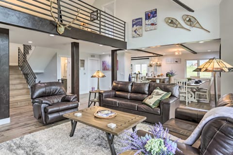 Crested Butte Getaway < 7 Mi to Ski Resort! House in Colorado