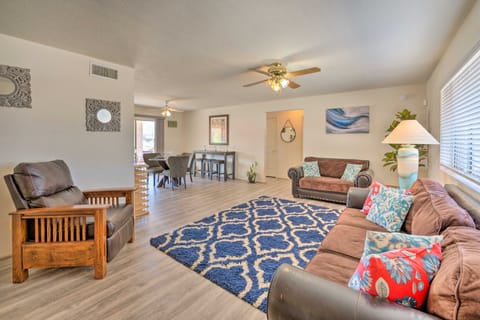 Cozy Pet-Friendly Home w/Grill By The Lake! Maison in Lake Havasu City