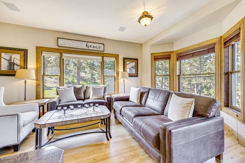 Pikes Peak View - Mtn Home in Colorado Springs! House in Black Forest