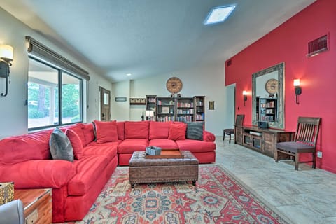 Home Near Amitabha Stupa & Peace Park in Sedona! House in Sedona