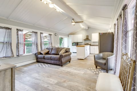 Cozy North Bend Getaway Near Dunes + Ocean! House in Oregon