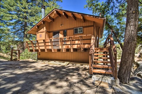 ‘The Sorcerer’s Cabin’ Arrowbear Lake Retreat Haus in Arrowbear Lake