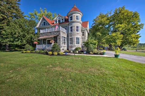 Luxurious Annville Home ~ 8 Mi to Hersheypark House in Pennsylvania