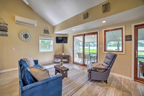 Rome City Waterfront Oasis w/ Beach & Dock! Cottage in Indiana