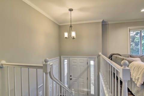 Pet-Friendly Michigan Home: 5 Mi to State Park! House in Lake Erie