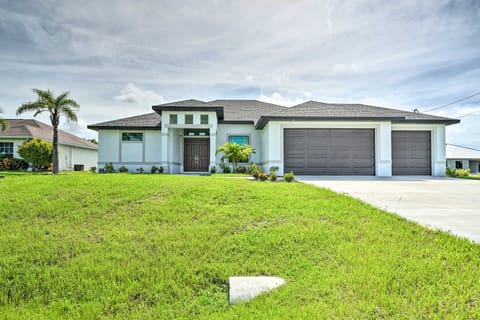 Just Built: Cape Coral Home w/ Screened Patio House in Cape Coral