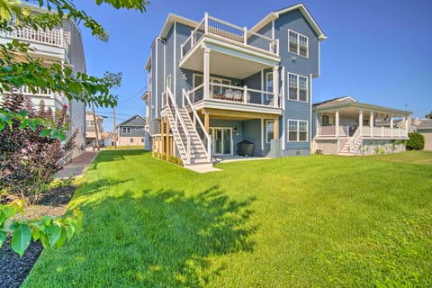 Gorgeous Newly Built Home: Golf Course View! House in Brigantine