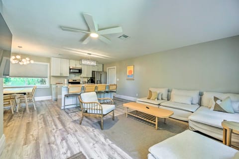 Home Close to Naples Beach - Pets Welcome! House in Naples Park