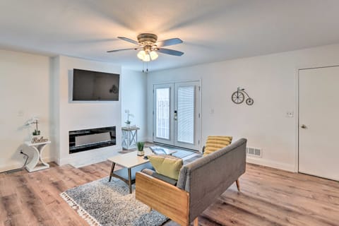 Welcoming Ohio Getaway < 9 Mi to Dtwn Toldeo! Condo in Maumee