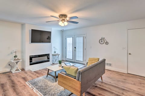 Welcoming Ohio Getaway < 9 Mi to Dtwn Toldeo! Apartment in Maumee