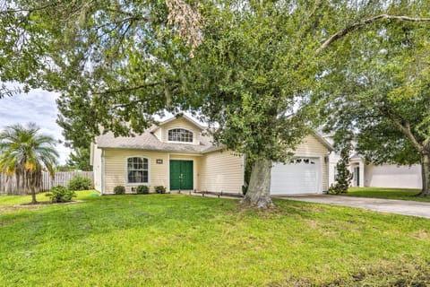 Private Pool & Yard: Airy Kissimmee Retreat! House in Poinciana