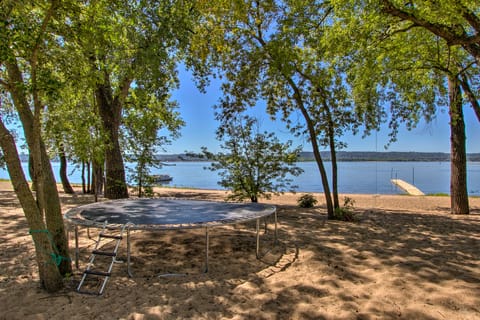 Modern Beachfront Oasis in Stockholm w/ Dock! House in Lake Pepin