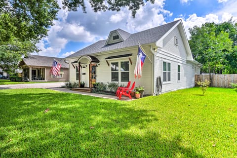 Historic + Fully Renovated Waxahachie Home! House in Waxahachie