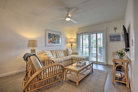 St Augustine Beach Condo w/ Resort Amenities! Apartment in Saint Augustine Beach