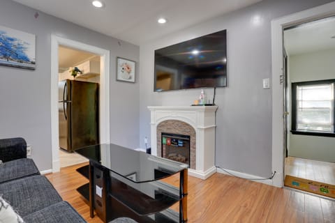 Cozy Condo ~ 11 Mi to Manhattan, Pets Welcome Apartment in Teaneck