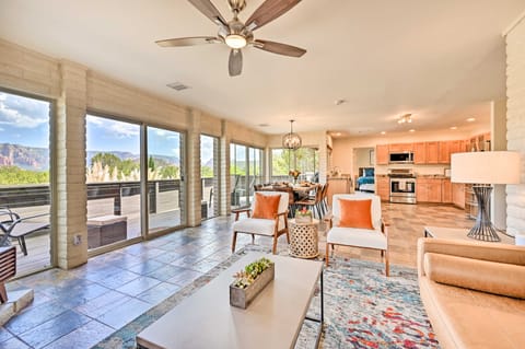 Patio & Panoramic Desert Views: Sedona Getaway! House in Sedona