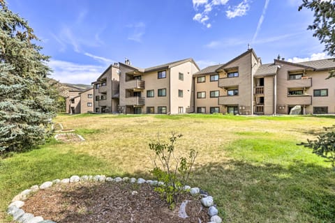 Chic Condo: Steps to Beaver Creek Ski Slopes! Apartment in Avon