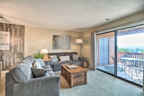 Golfers' Paradise! Branson Condo w/ Resort Perks Apartment in Branson