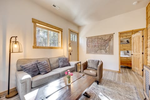 13 Mi to USAFA: Peaceful Colorado Springs Getaway! Apartment in Black Forest