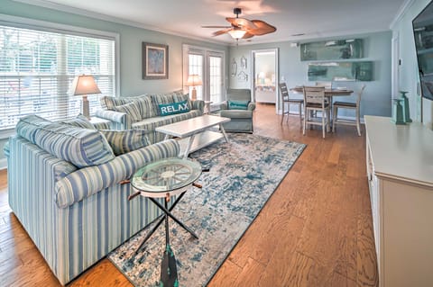 Murrells Inlet Escape w/ Private Pool + Grill House in Surfside Beach